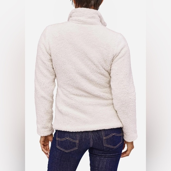 Women’s Patagonia zip up fleece cream size small - Picture 2 of 4